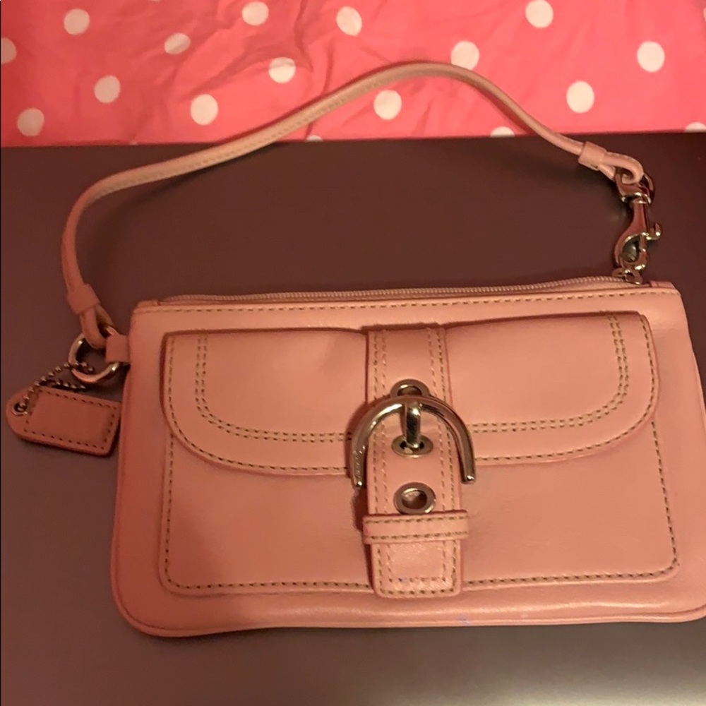 pink coach wristlet